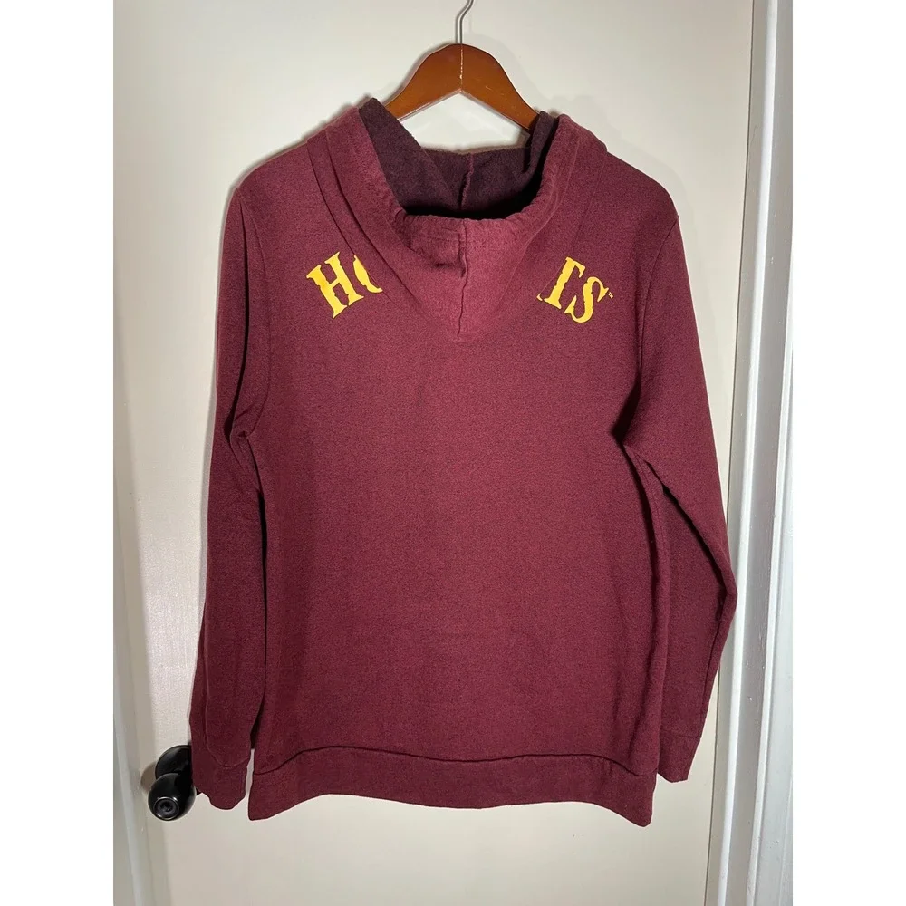 Harry Potter Hogwarts Crest Maroon Hoodie Pullover Long Sleeve Sweatshirt Size L